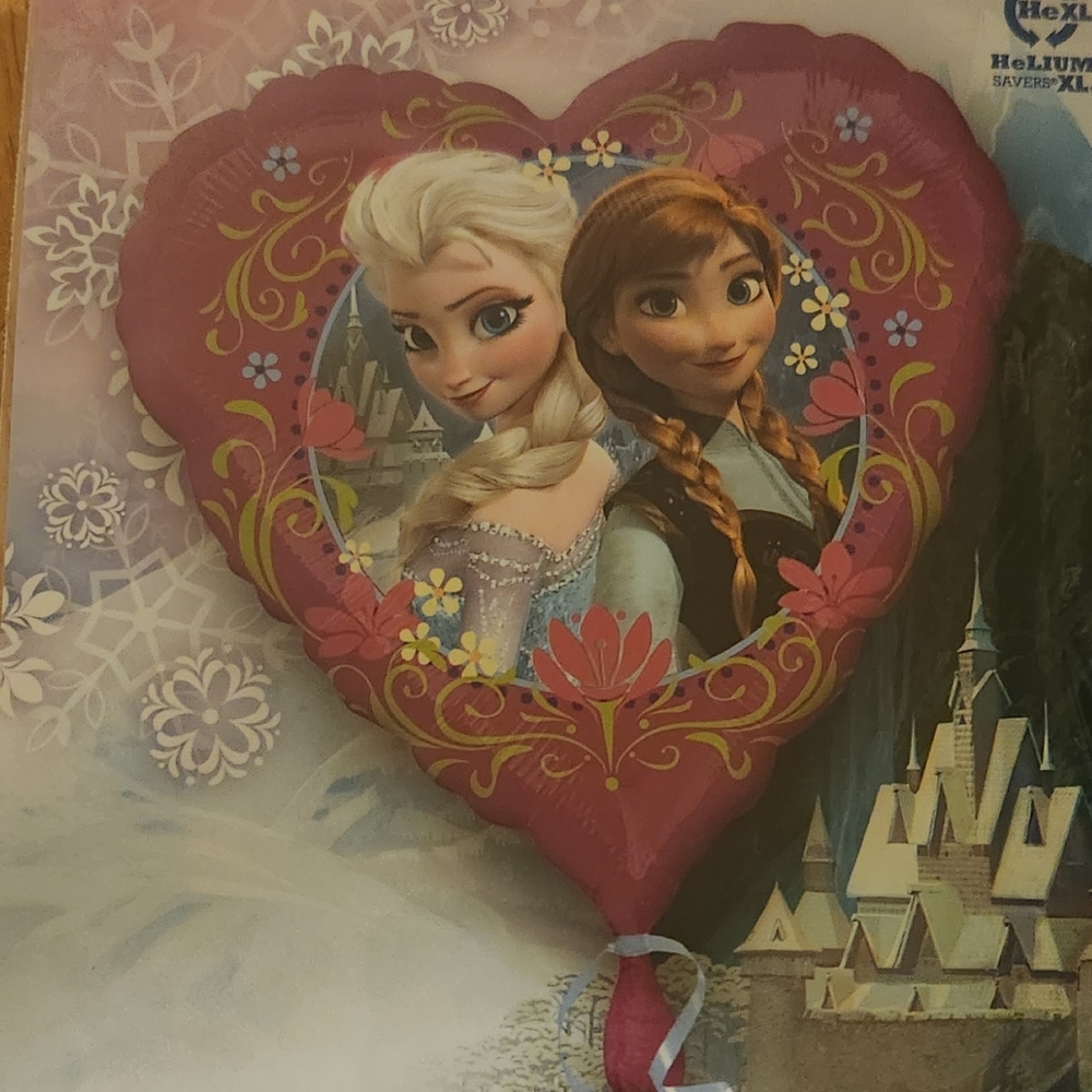 Frozen heart balloons 10 in total brand new